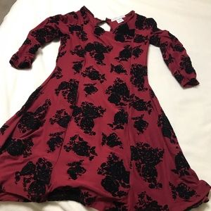 Cute dress!